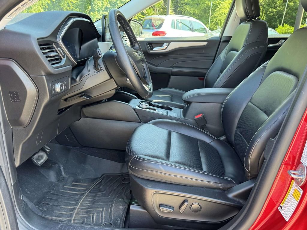 Certified 2021 Ford Escape SEL w/ Technology Package AWD/4WD image 20