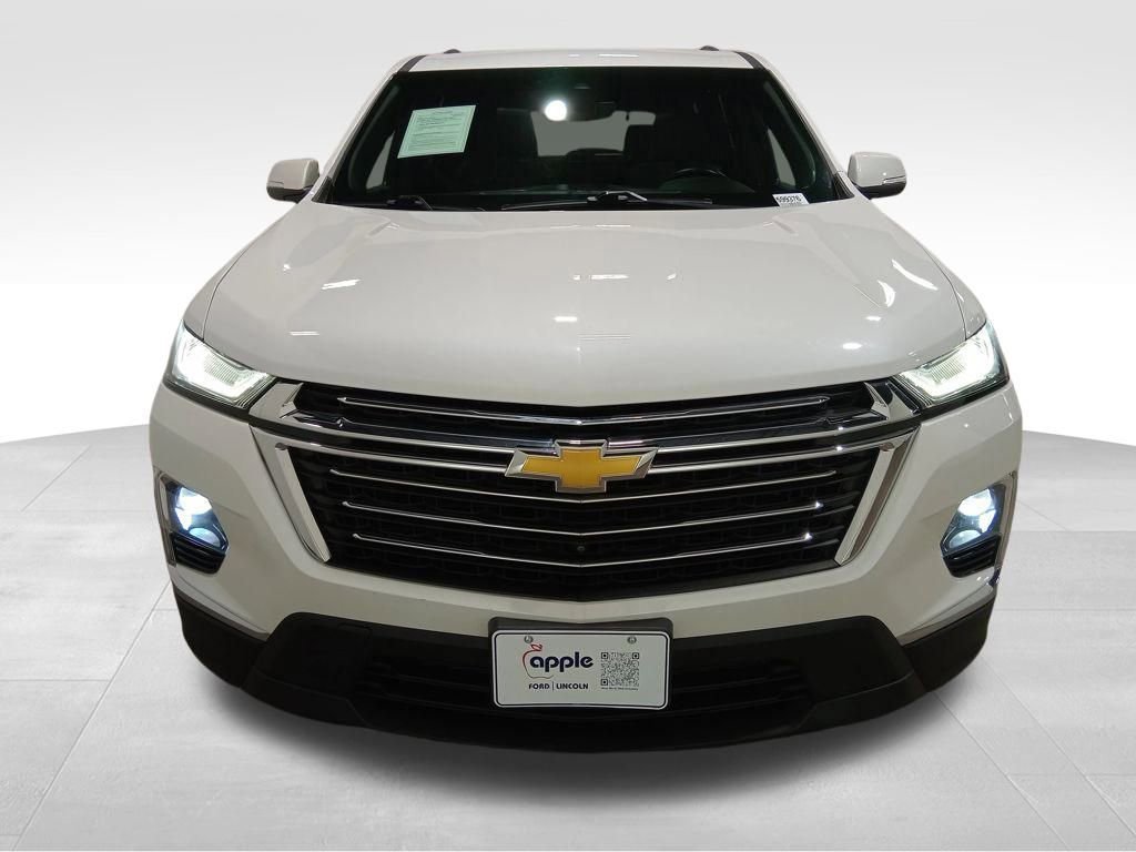 Used 2022 Chevrolet Traverse LT w/ LT Premium Package image 9