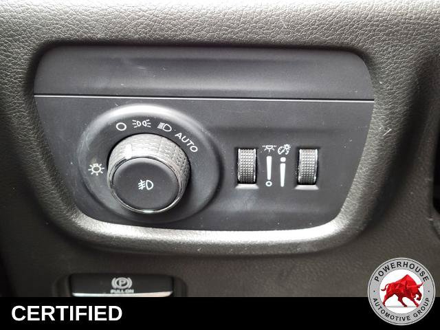Used 2023 Jeep Grand Cherokee Limited w/ Luxury Tech Group II RWD image 28