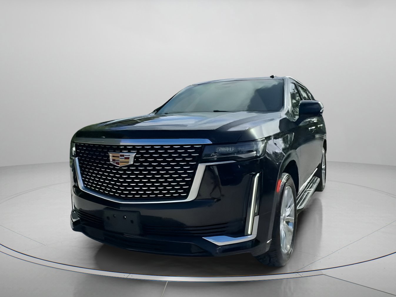 Used 2023 Cadillac Escalade Premium Luxury image 2