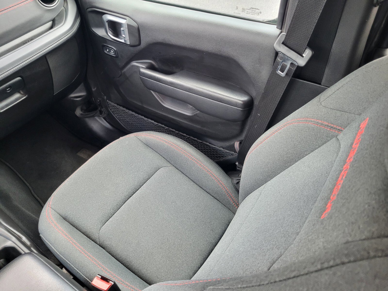 Used 2025 Jeep Wrangler Unlimited Rubicon image 17