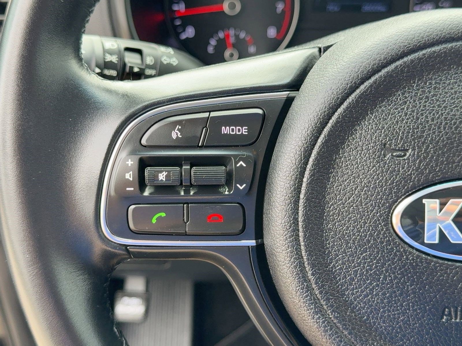 Used 2018 Kia Sportage EX image 16