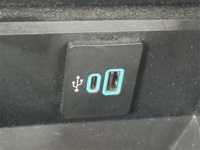 Certified 2024 Ford F250 Platinum image 22