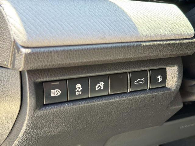 Used 2025 Toyota Camry SE w/ Convenience Package FWD image 24