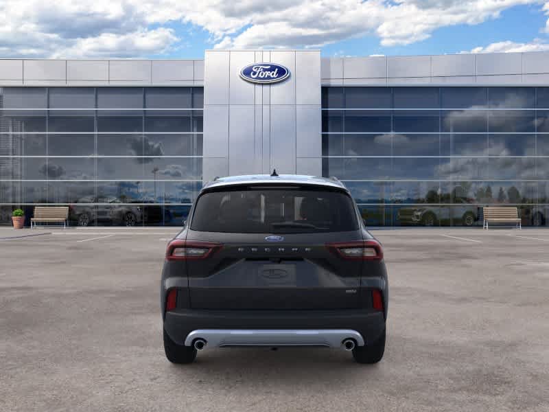 Certified 2025 Ford Escape SE FWD image 9