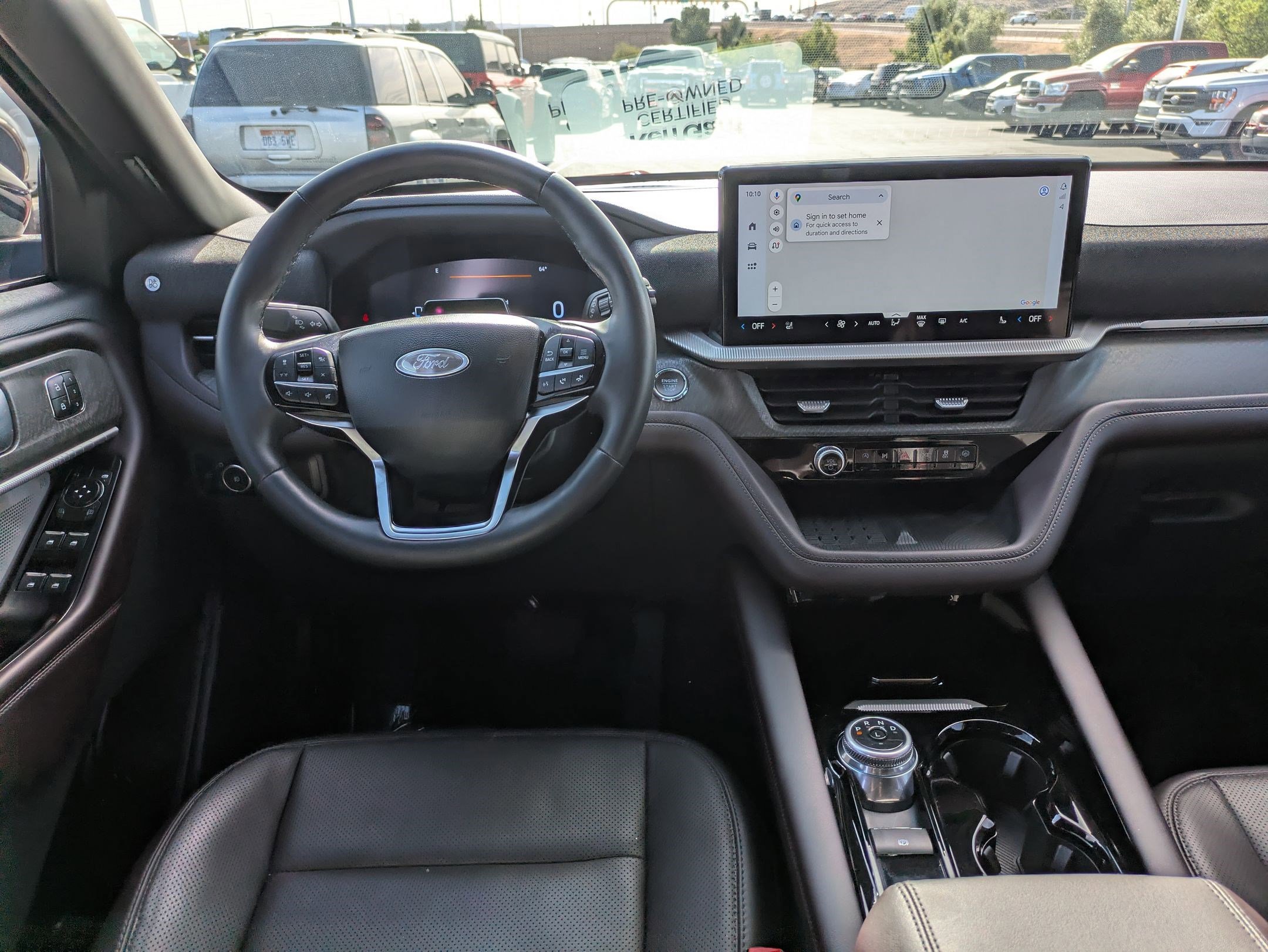 Certified 2025 Ford Explorer Platinum w/ Ultimate Package AWD/4WD image 31