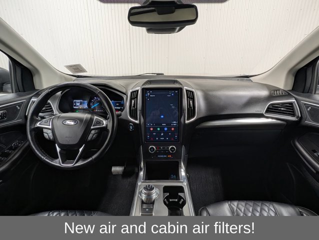 Certified 2023 Ford Edge Titanium w/ Equipment Group 301A AWD/4WD image 3