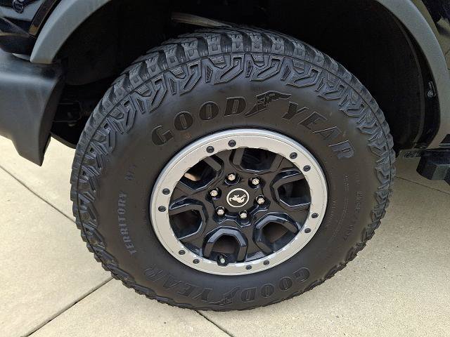 Certified 2023 Ford Bronco Big Bend w/ Sasquatch Package AWD/4WD image 10