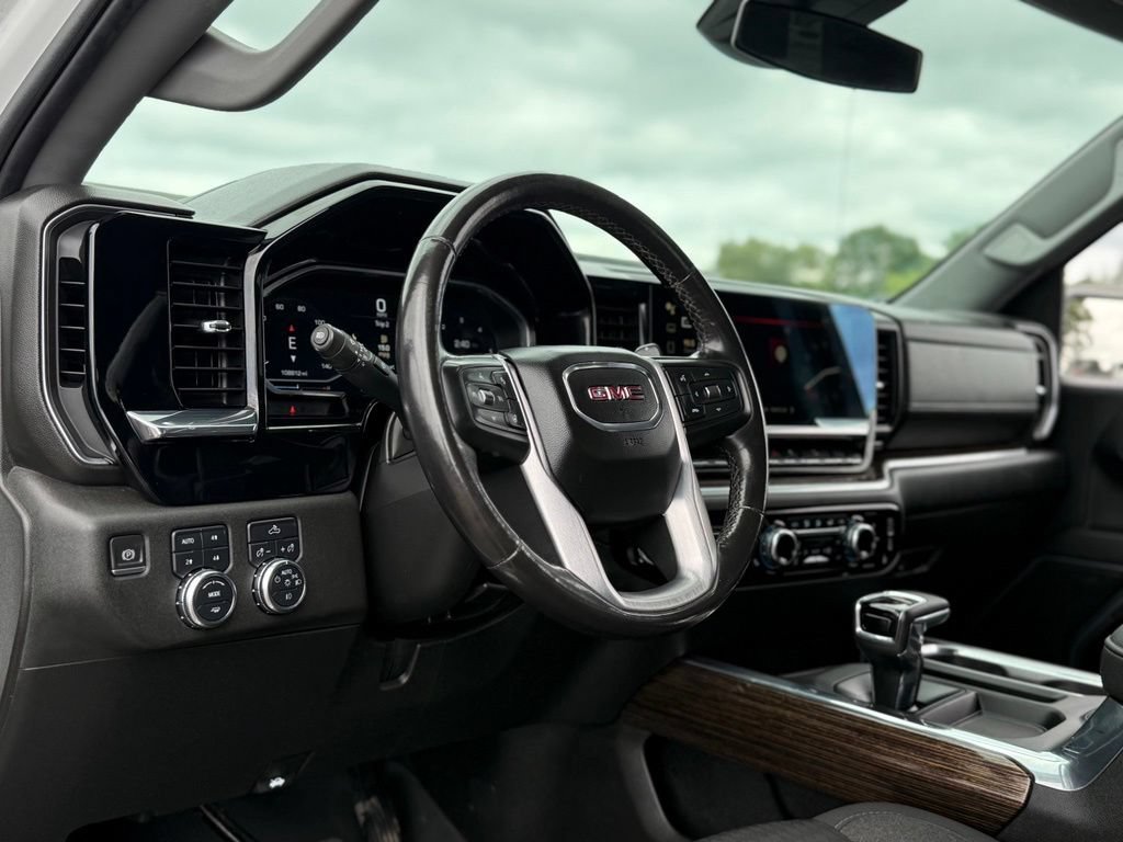 Used 2023 GMC Sierra 1500 Elevation w/ LPO, Elevation Black Package AWD/4WD image 11