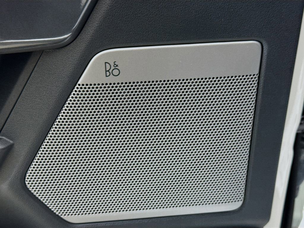 Certified 2023 Ford F150 Lariat w/ Equipment Group 502A High image 23