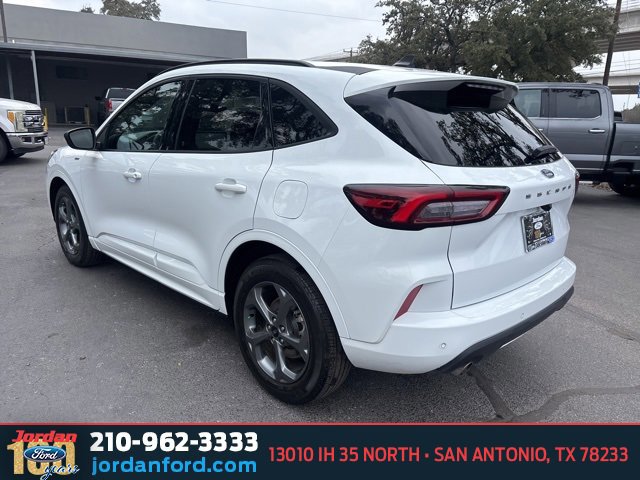 Certified 2023 Ford Escape ST-Line w/ Tech Pack #1 image 2