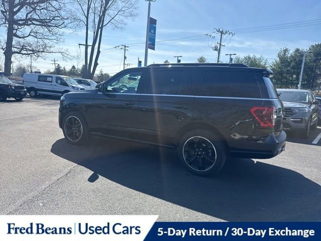 Certified 2024 Ford Expedition Limited AWD/4WD image 3