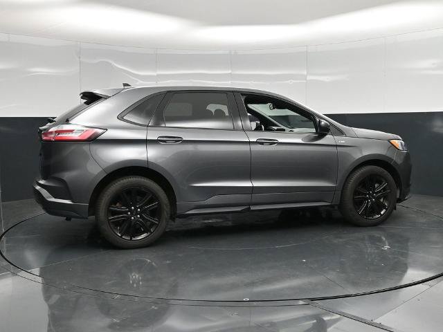 Certified 2023 Ford Edge ST-Line AWD/4WD image 2