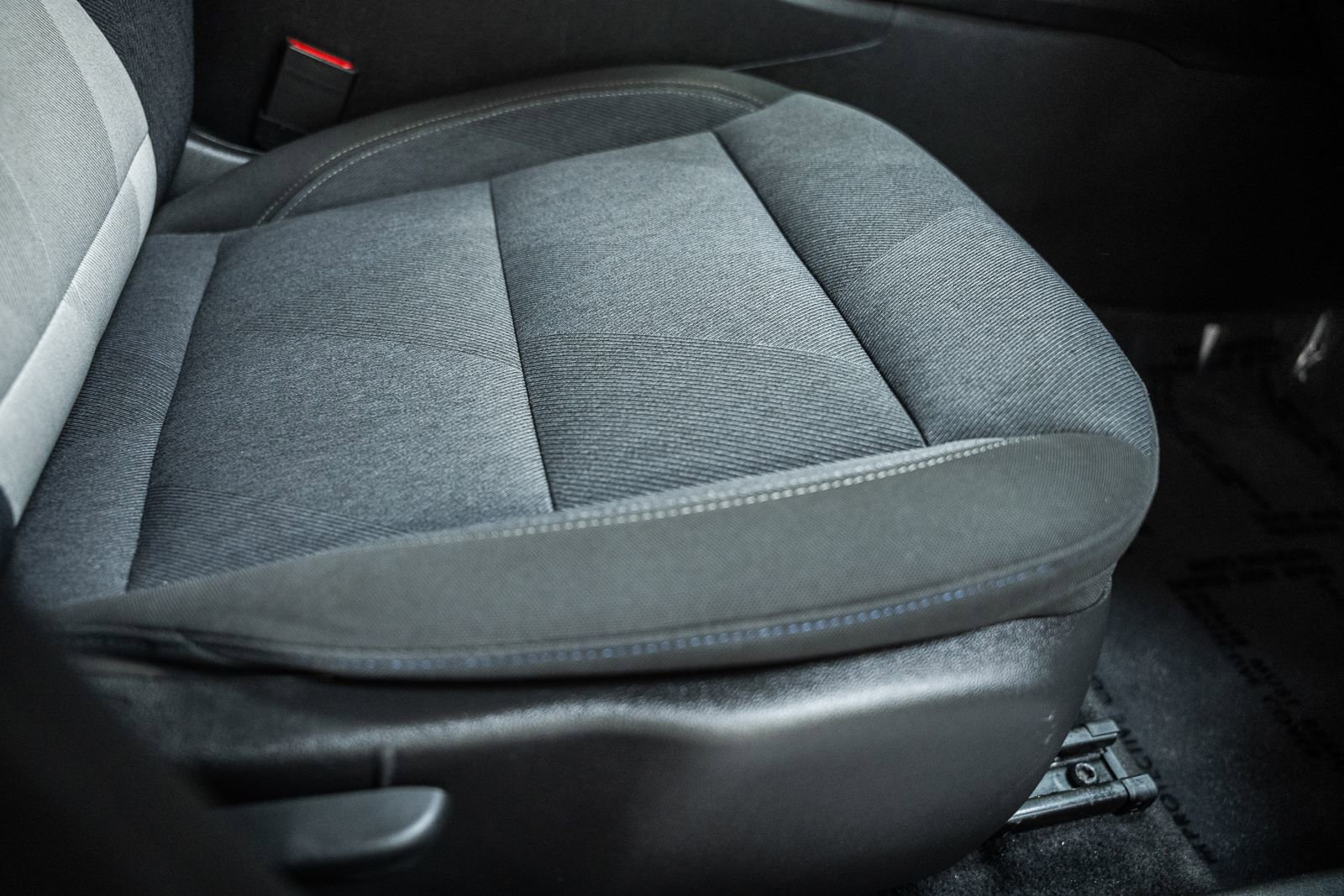 Used 2024 Chevrolet Trax LS w/ LS Convenience Package image 28