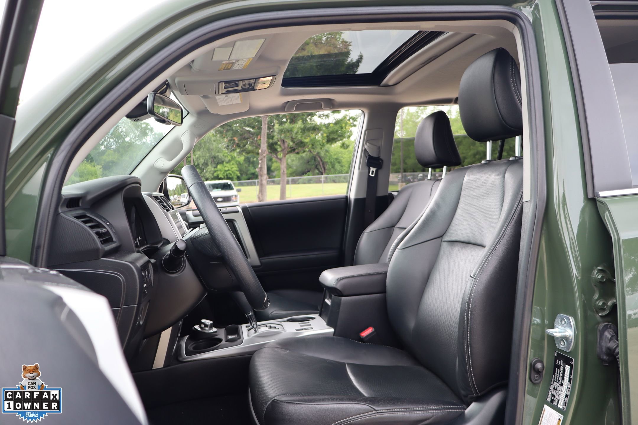 Used 2022 Toyota 4Runner Limited AWD/4WD image 11