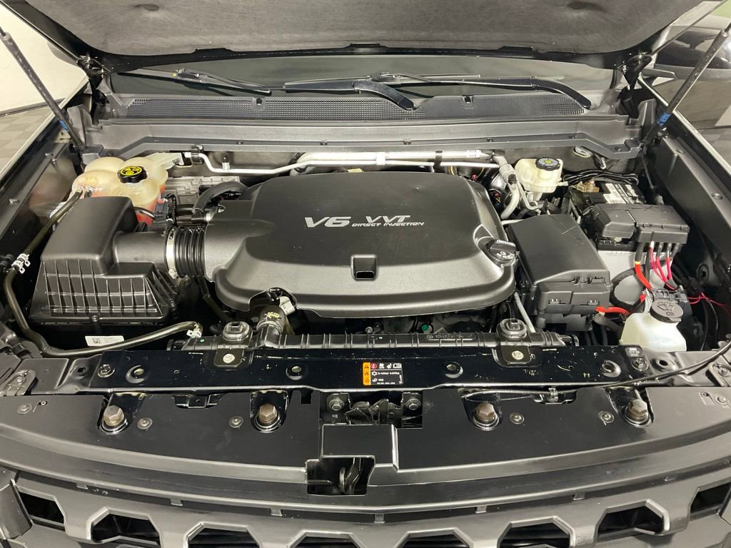 Used 2020 Chevrolet Colorado LT RWD image 9