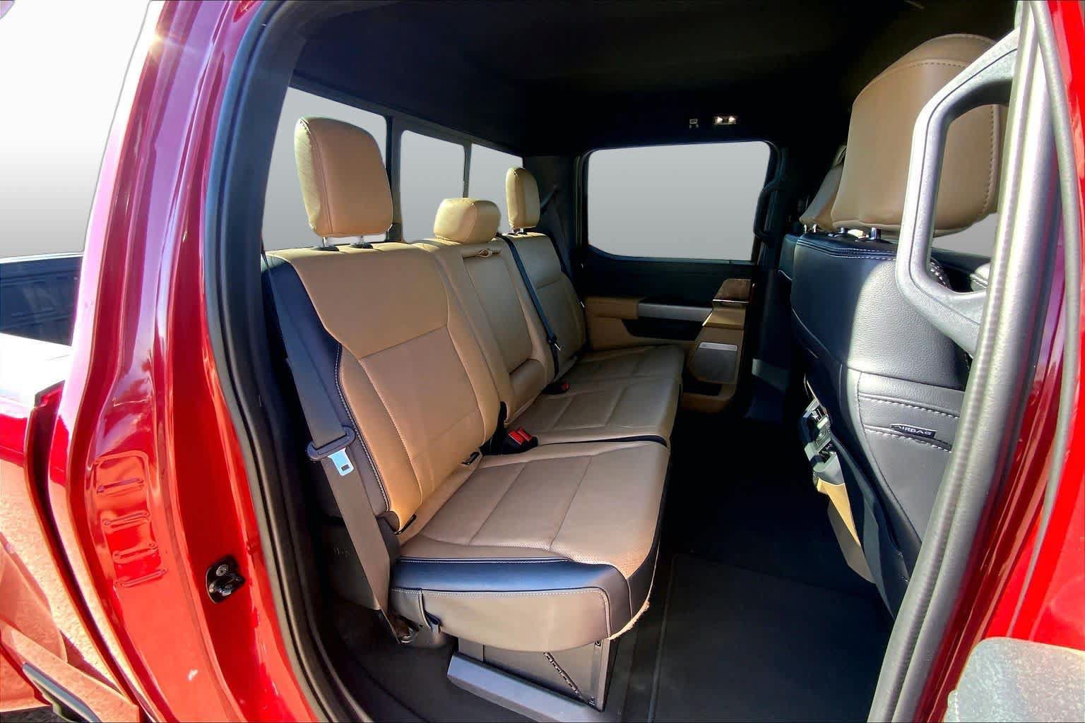 Certified 2025 Ford F450 Lariat w/ Lariat Ultimate Package AWD/4WD image 20