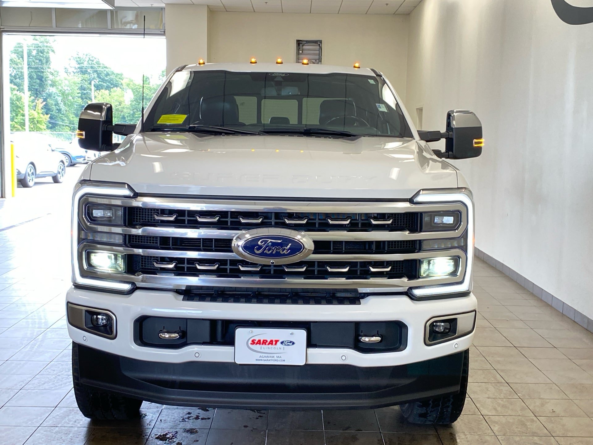 Certified 2024 Ford F250 Platinum AWD/4WD image 3
