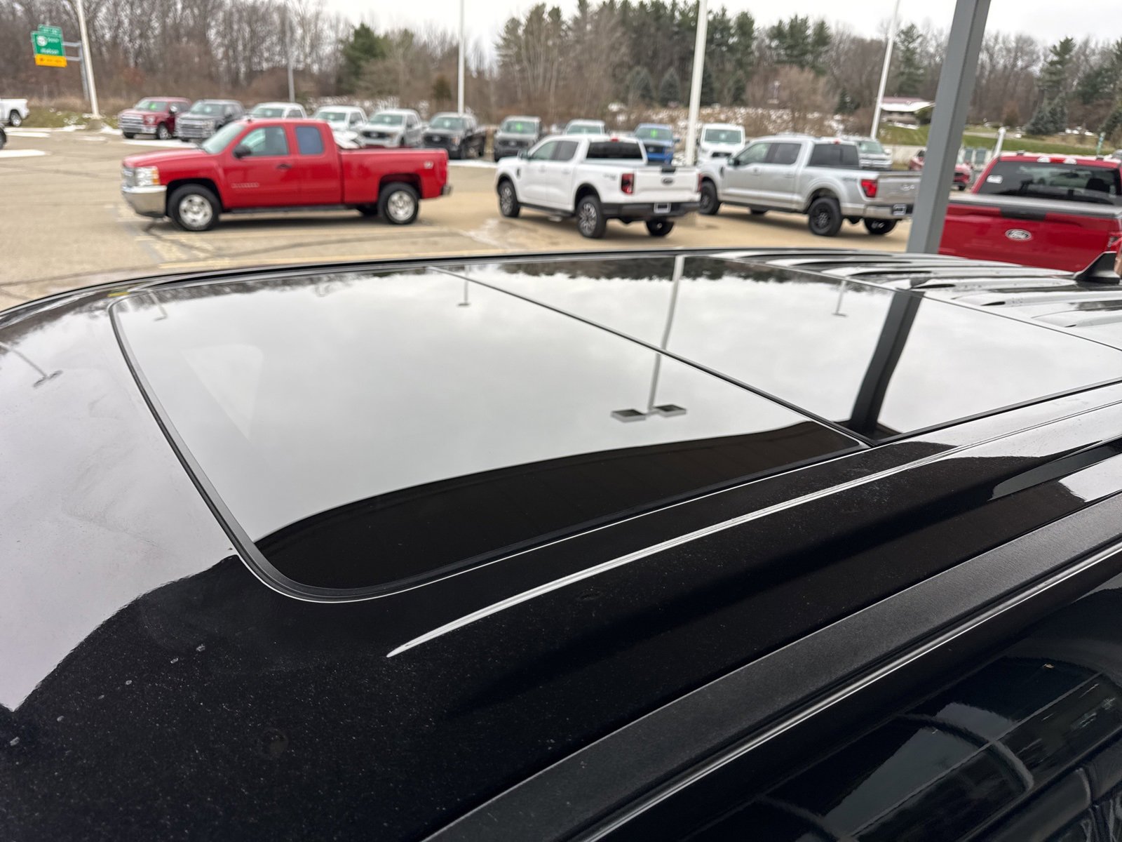 Certified 2021 Ford Explorer ST w/ Equipment Group 401A image 21