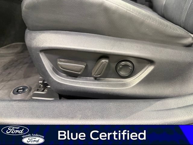 Used 2025 Toyota Camry XSE FWD image 19