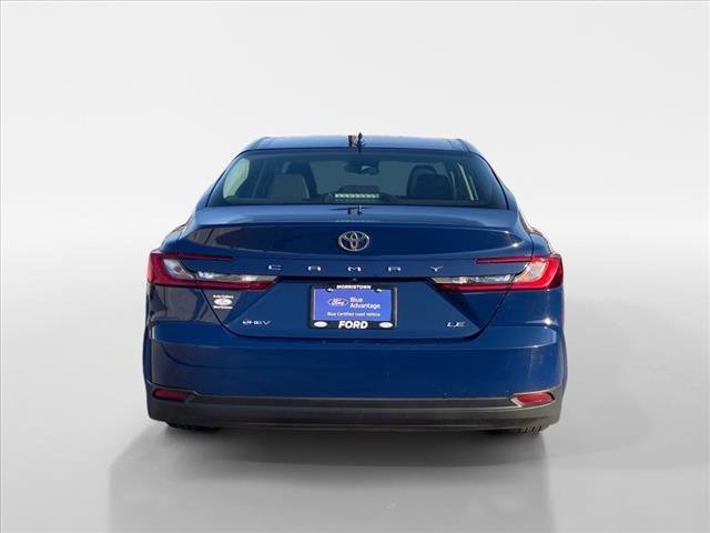 Used 2025 Toyota Camry LE image 3