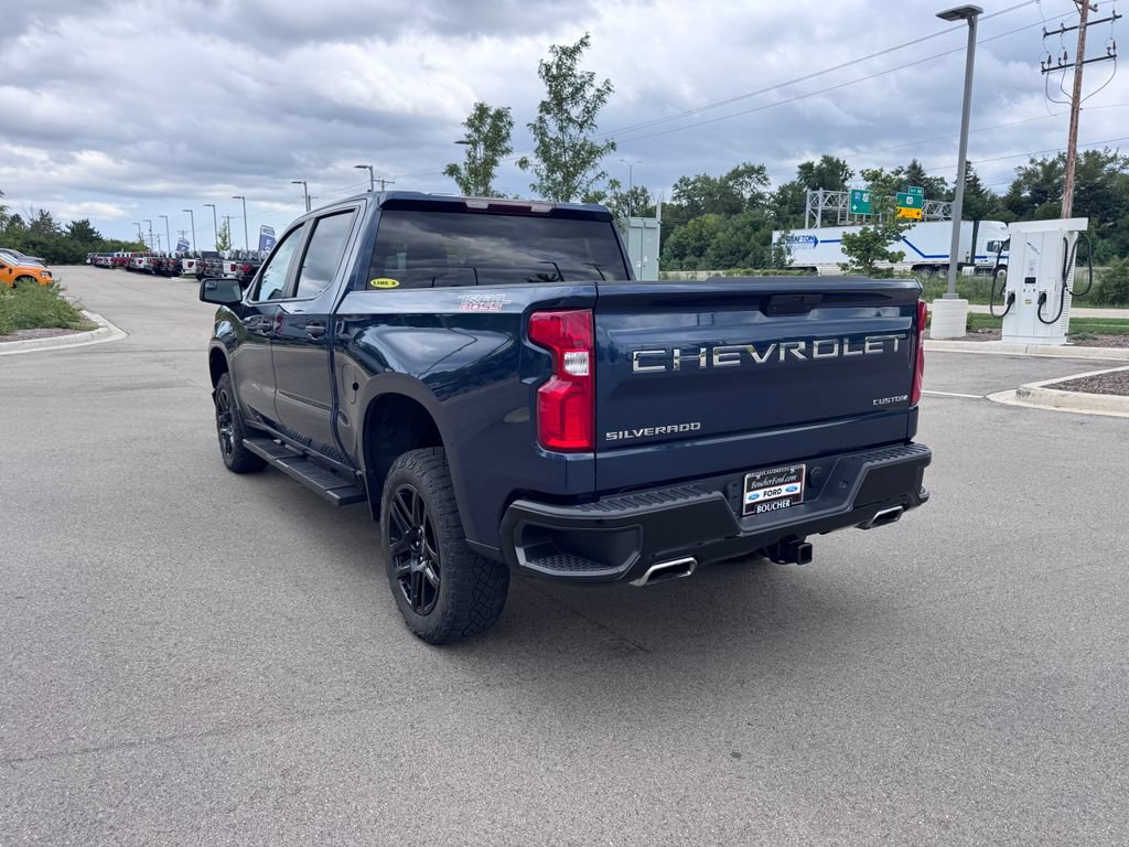 Used 2021 Chevrolet Silverado 1500 Custom Trail Boss w/ Safety Confidence Package AWD/4WD image 3