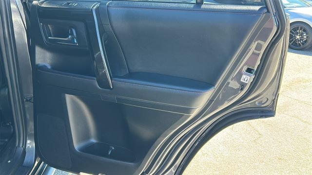Used 2021 Toyota 4Runner TRD Off-Road Premium w/ Moonroof Package AWD/4WD image 12