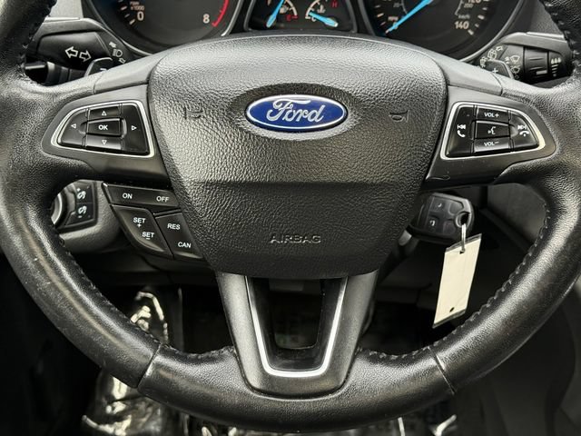 Certified 2017 Ford Escape SE w/ SE Leather Comfort Package AWD/4WD image 28