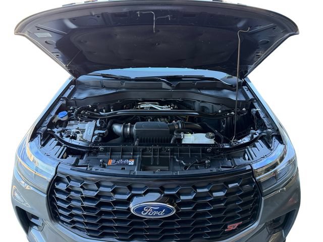 Certified 2025 Ford Explorer ST AWD/4WD image 16
