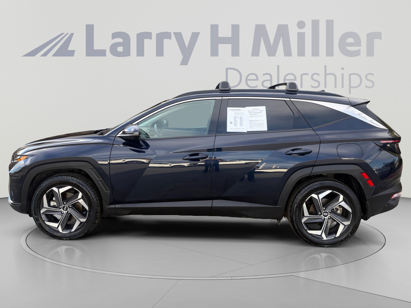 Used 2023 Hyundai Tucson Limited AWD/4WD image 2