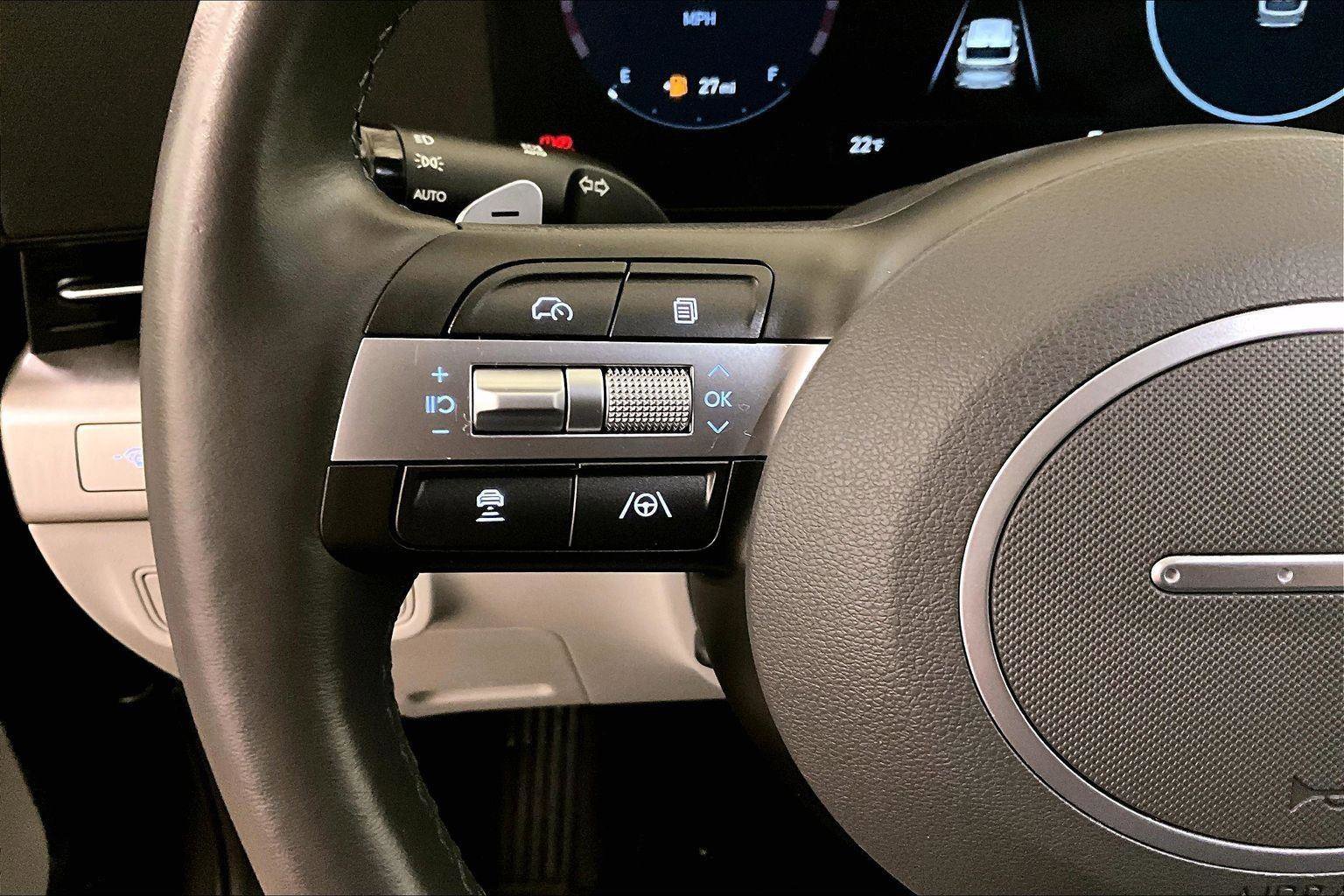 Used 2024 Hyundai Kona Limited image 17