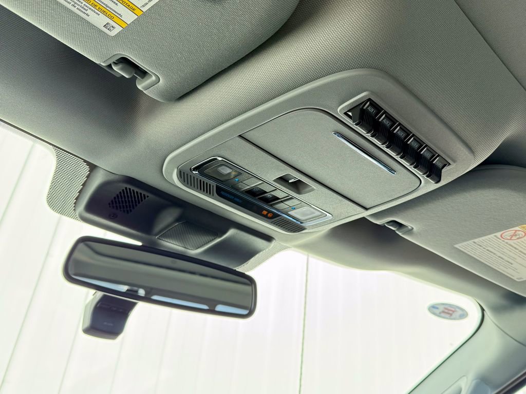 Certified 2023 Ford F350 Lariat w/ Lariat Ultimate Package image 34