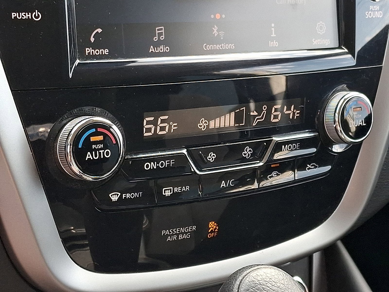 Used 2022 Nissan Murano S image 14