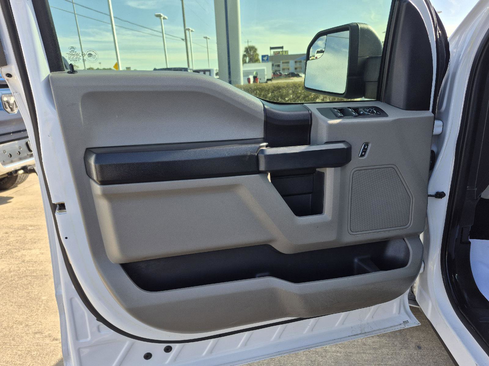 Certified 2019 Ford F150 XL w/ Equipment Group 101A Mid image 6