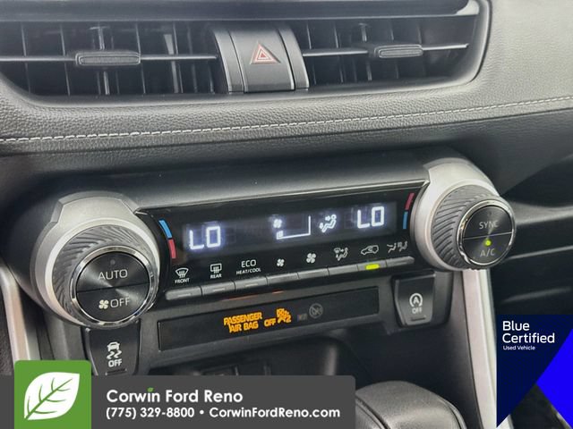 Used 2021 Toyota RAV4 XLE AWD/4WD image 18
