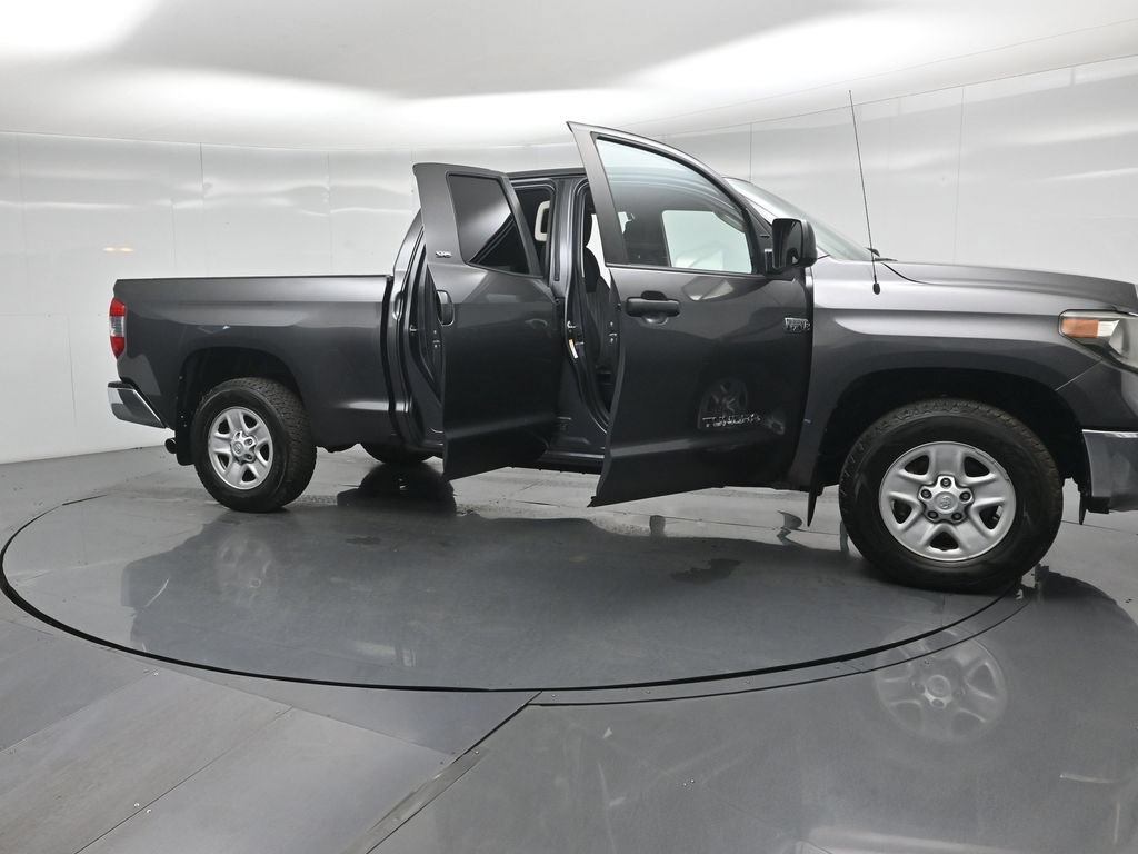 Used 2018 Toyota Tundra SR5 RWD image 33