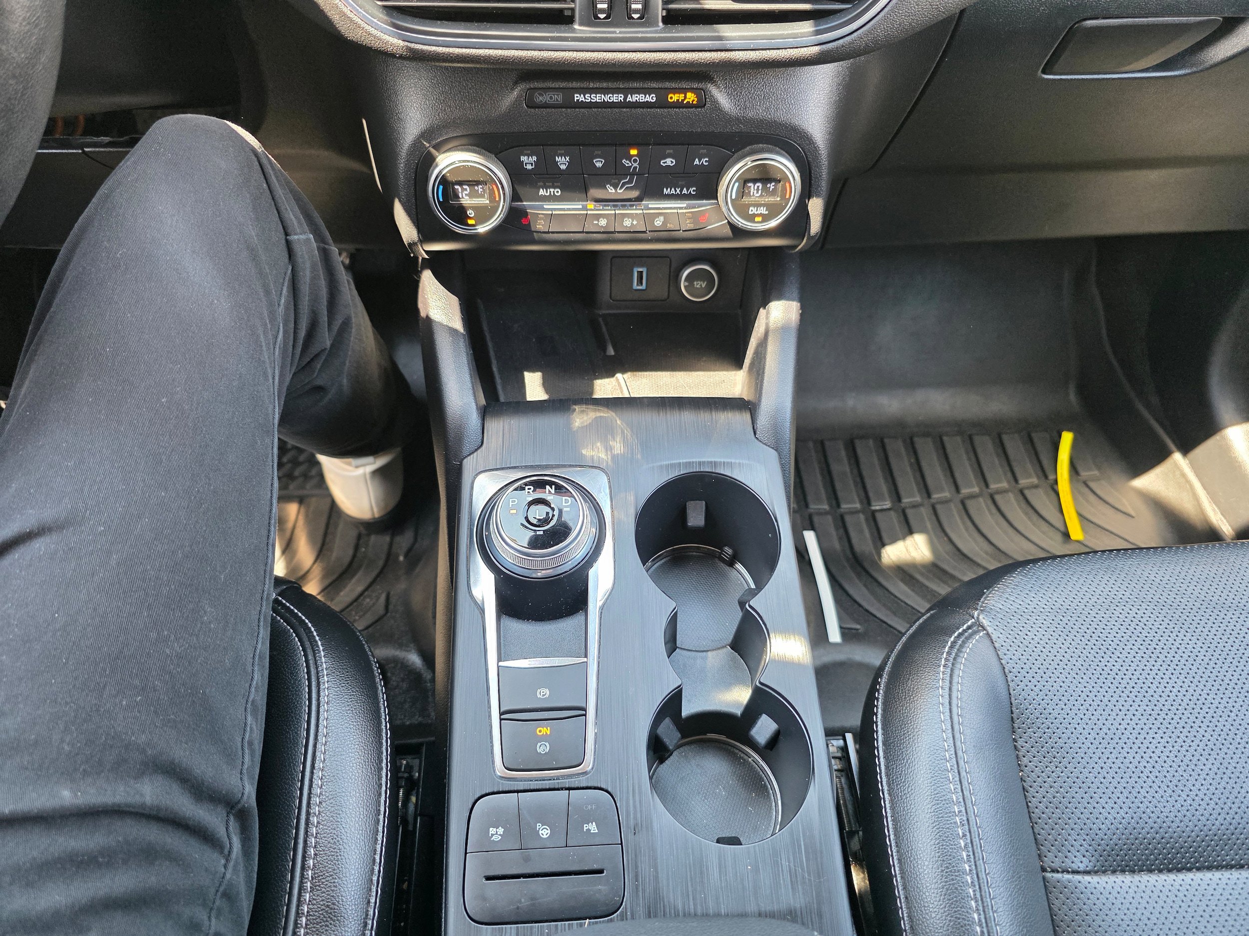 Certified 2020 Ford Escape Titanium FWD image 13