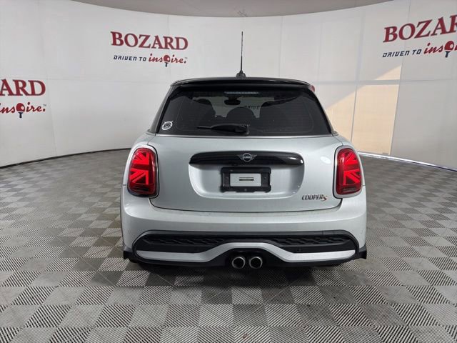 Used 2022 MINI Cooper S image 4