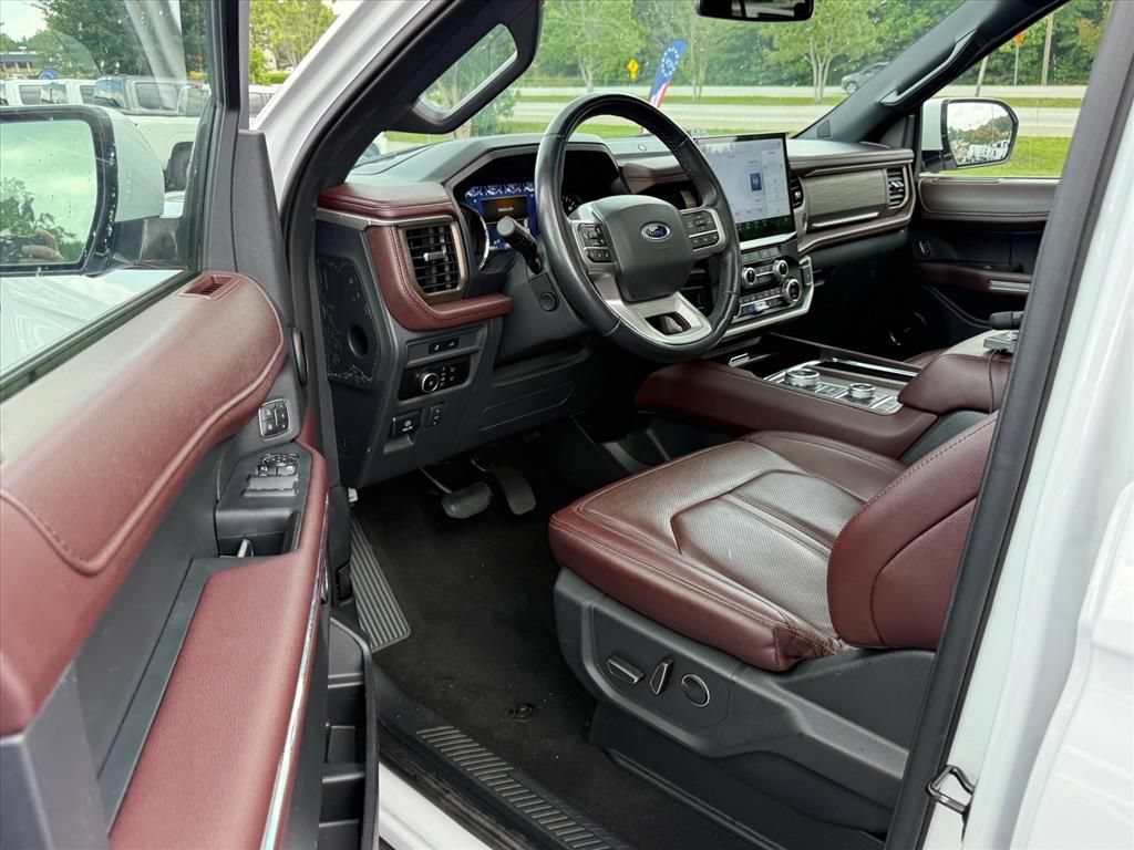 Certified 2024 Ford Expedition Limited AWD/4WD image 10