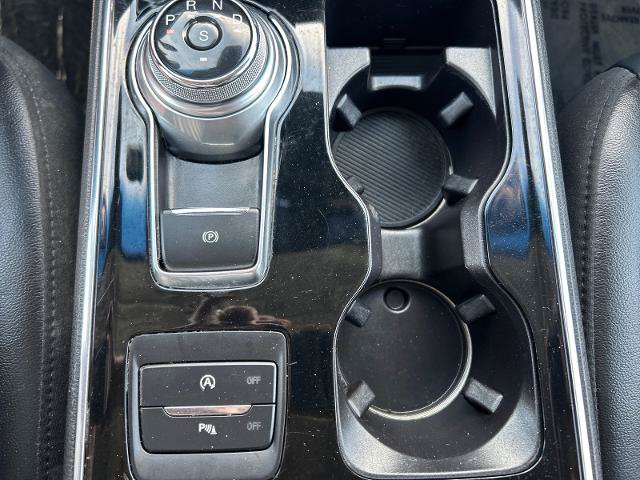 Certified 2020 Ford Edge Titanium AWD/4WD image 30