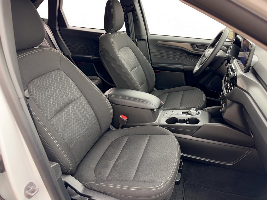 Certified 2025 Ford Escape Active FWD image 30