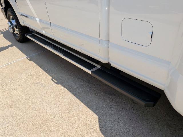 Certified 2022 Ford F350 Lariat w/ Lariat Value Package AWD/4WD image 36