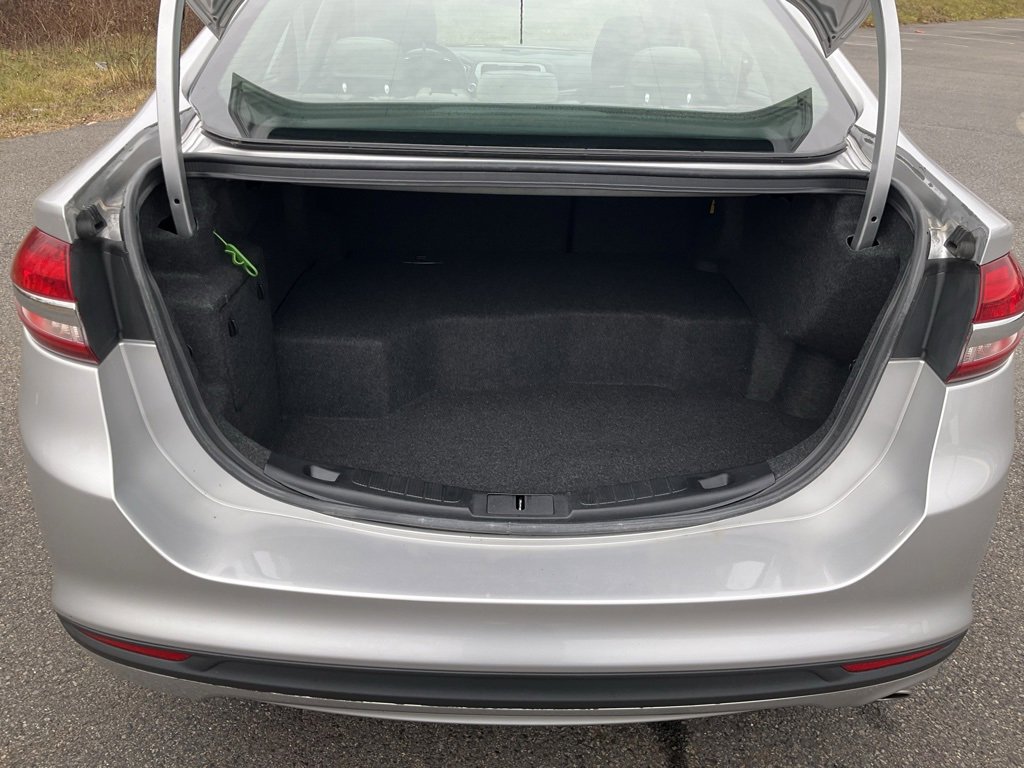 Certified 2018 Ford Fusion S image 20