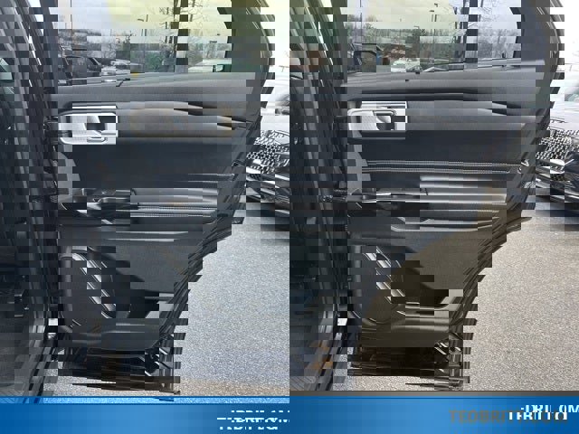 Certified 2022 Ford Explorer ST w/ Equipment Group 401A image 20