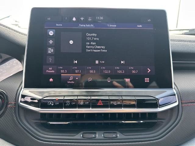 Used 2024 Jeep Compass Trailhawk image 25