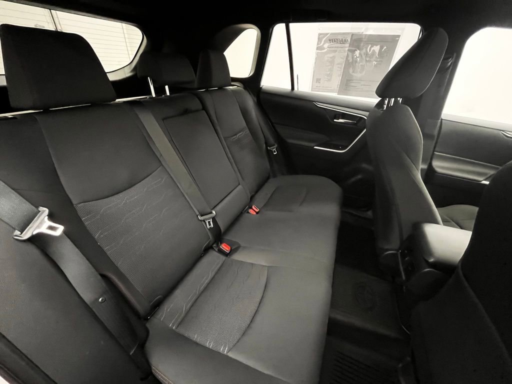 Used 2023 Toyota RAV4 SE w/ Weather & Moonroof Package image 34