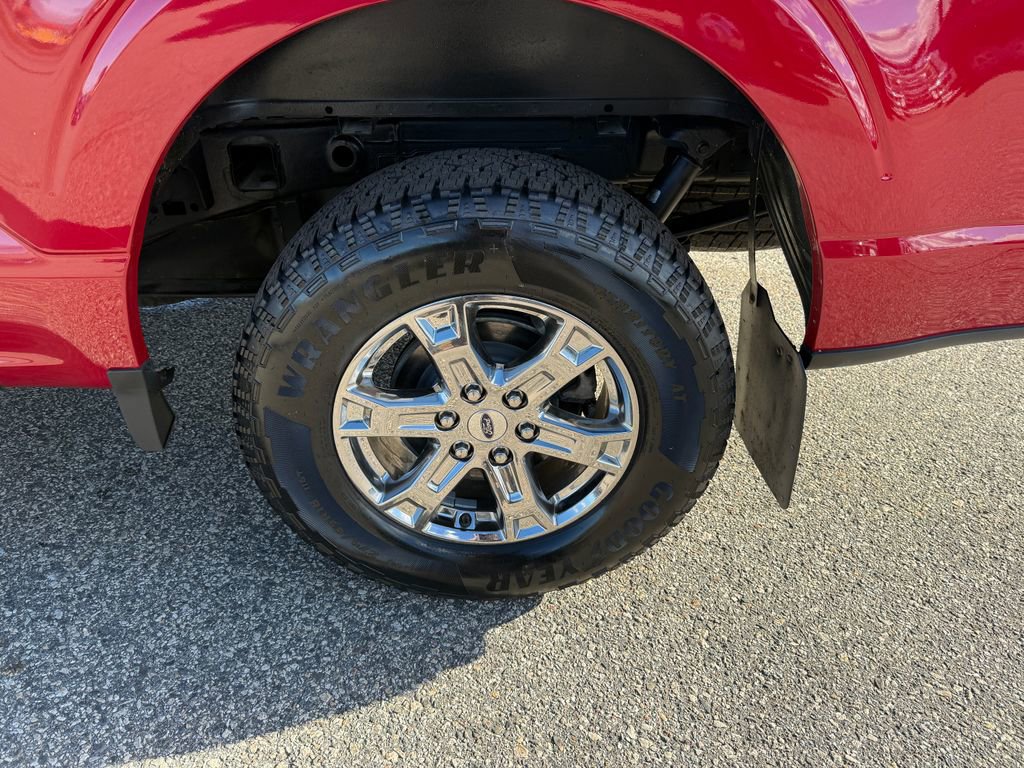 Certified 2022 Ford F150 XLT w/ Equipment Group 302A High image 27