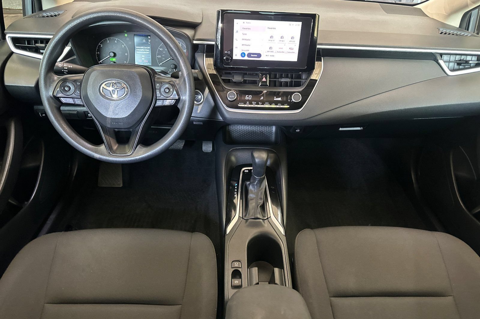 Used 2024 Toyota Corolla LE w/ LE Convenience Package FWD image 13