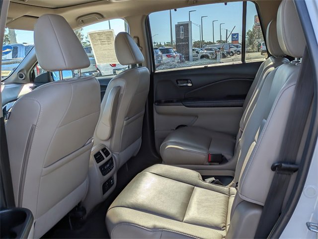 Used 2022 Honda Pilot Touring image 14