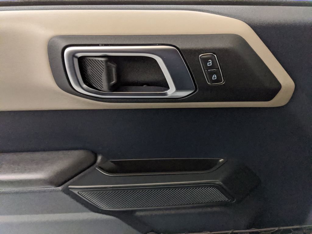 Certified 2024 Ford Bronco Wildtrak image 18